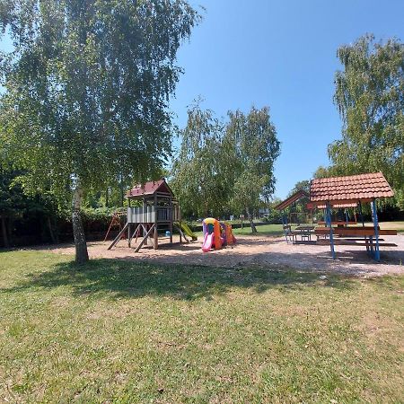 Tulipan Bungalow Camping Resort Gyenesdiás Extérieur photo