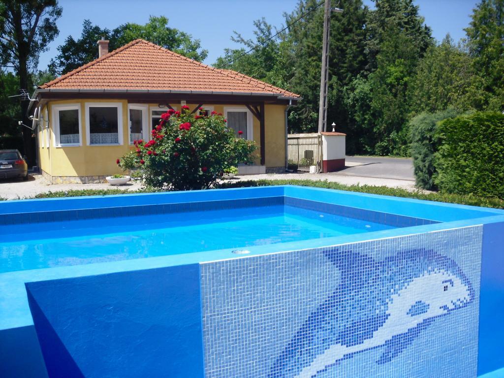 Tulipan Bungalow Camping Resort Gyenesdiás Extérieur photo