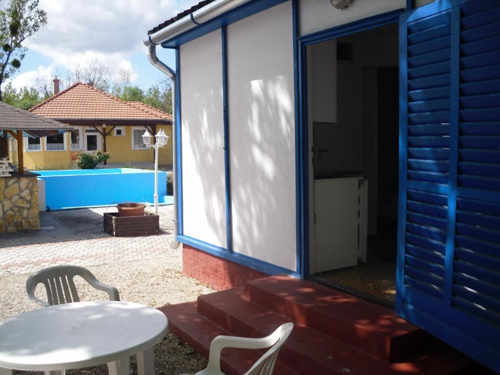 Tulipan Bungalow Camping Resort Gyenesdiás Extérieur photo